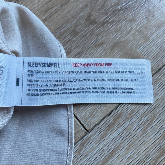 NWT Abercrombie & Fitch satin cami tank slit back adjustable straps sleepwear - Picture 3 of 7